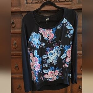 Kut from the Kloth Black and Blue Floral Top